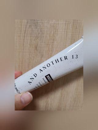 멈칫(MUMCHIT) 넥퍼퓸 NECKPERFUME 2가지 향 — 5점을 준 리뷰어가 2021년 11월 올린 사용 사진