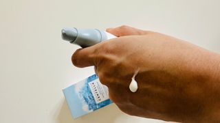 [스킨1004] 마다가스카르 센텔라 히알루-시카 워터핏 선세럼 50ml — 5점을 준 리뷰어가 2024년 5월 올린 사용 사진