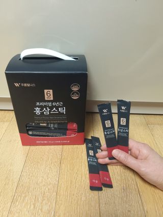 [푸름웰니스] 프리미엄 6년근 홍삼스틱 3mg x 100포 — 5점을 준 리뷰어가 2022년 3월 올린 사용 사진