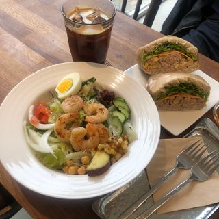 [실리그린] 샐러드 택1 + 샌드위치 택1 + 아메리카노1 — 5점을 준 리뷰어가 2021년 3월 올린 사용 사진