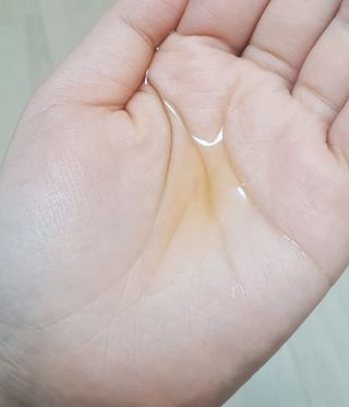 AYU25[아유트웬티파이브] 피부건강에 꼭 필요한 pH 약산성 와일드 로즈토너 — 5점을 준 리뷰어가 2021년 3월 올린 사용 사진