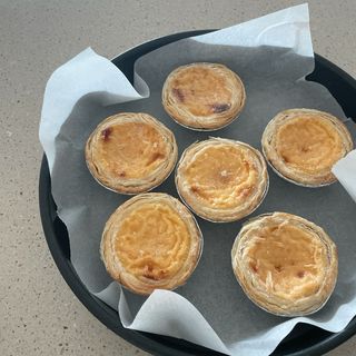 디앙뜨 포르투갈 에그타르트 오리지널 맛+패션후르츠+초콜릿타르트 맛 중 택1 — 5점을 준 리뷰어가 2021년 8월 올린 사용 사진