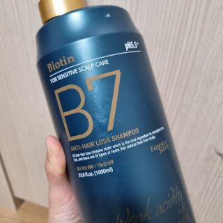 [포레스트스토리] 탈모증상완화 샴푸 1,000ml — 5점을 준 리뷰어가 2022년 8월 올린 사용 사진