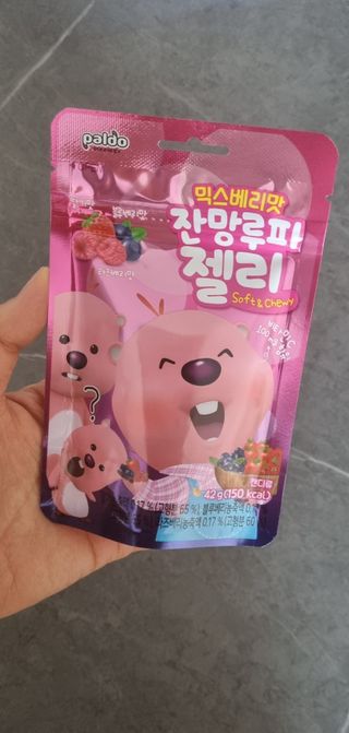 [팔도] 잔망루피젤리 믹스베리맛 42g 8개 — 5점을 준 리뷰어가 2022년 3월 올린 사용 사진