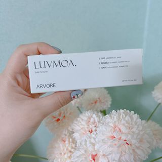 러브모아 향수 고체향수 승무원 고체향수 바르는 향수 니치향수 도손 우드세이지 앤 씨솔트 — 5점을 준 리뷰어가 2022년 12월 올린 사용 사진