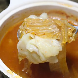 [푸딩팩토리] 얼큰김치수제비 350g  / 우삼겹 김치찌개 185g — 5점을 준 리뷰어가 2022년 10월 올린 사용 사진