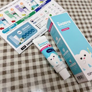 닥터데디스 안심무불소 베이비치약 60g + 여행용 미니 치약 15g — 5점을 준 리뷰어가 2022년 7월 올린 사용 사진