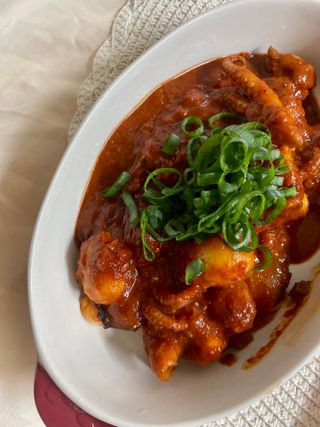 [푸딩팩토리] 불맛양념 쭈꾸미볶음 300G_엄선한 쭈꾸미원물과 양념이 신의 한수! — 5점을 준 리뷰어가 2022년 9월 올린 사용 사진
