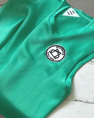 [스테이피플] SILKY SLEEVELESS LOGO TOP — 5점을 준 리뷰어가 2022년 6월 올린 사용 사진