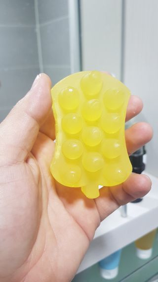 [바디홈즈] 애플 바디바 — 5점을 준 리뷰어가 2021년 1월 올린 사용 사진