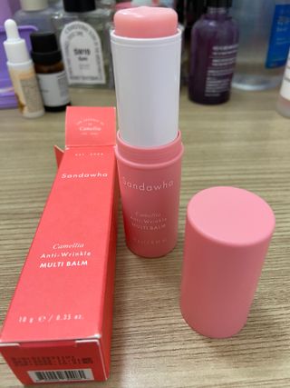 스킨큐어 산다화 카멜리아 안티 링클 멀티밤 — 5점을 준 리뷰어가 2023년 10월 올린 사용 사진