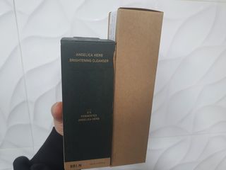 풀무원 브리엔 엔젤리카 허브 브라이트닝 클렌저+전용펌프 — 5점을 준 리뷰어가 2021년 3월 올린 사용 사진