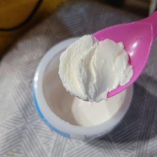 매일바이오 그릭요거트 오리지널 플레인 4개, 로스터리 커피믹스 4개 — 2점을 준 리뷰어가 2021년 12월 올린 사용 사진