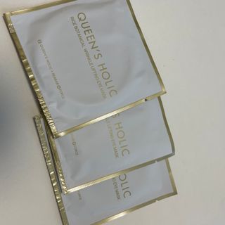 퀸즈홀릭 라이스 보내티컬 아이 마스크 퀸즈홀릭 X 레아라 다이아포스 라이스 보태니컬 링클 리프팅 아이 마스크 7매 1BOX — 5점을 준 리뷰어가 2022년 5월 올린 사용 사진