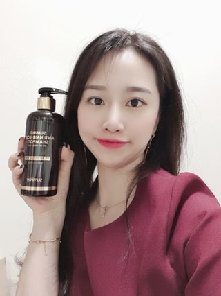 썸헤어 / SUMHAIR 썸헤어  써밋 안티 헤어로스 샴푸+트리트먼트 — 5점을 준 리뷰어가 2021년 5월 올린 사용 사진
