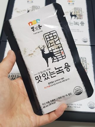 [몸엔용] 과일을 넣어 국산녹용을 맛있게 60ml x 30포 — 5점을 준 리뷰어가 2021년 6월 올린 사용 사진