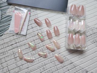 데싱디바 매직프레스 가을매니 코핀 5종 중 택1 — 5점을 준 리뷰어가 2021년 10월 올린 사용 사진
