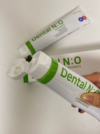 프리마인 유해균 뿐만 아니라 유익균까지 씻어내는 치약은 그만, 건강한 구강환경을 만드는 덴탈엔오 — 4.5점을 준 리뷰어가 2022년 1월 올린 사용 사진