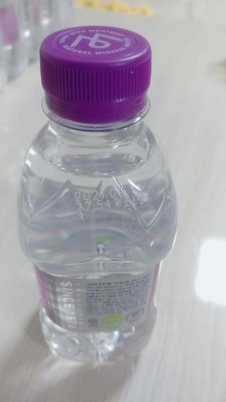 몽베스트 [MONTBEST] 330mL 20병 — 5점을 준 리뷰어가 2021년 10월 올린 사용 사진
