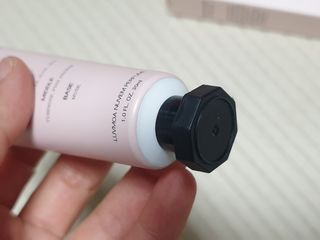 러브모아 향수 고체향수 승무원 고체향수 바르는 향수 니치향수 도손 우드세이지 앤 씨솔트 — 5점을 준 리뷰어가 2022년 12월 올린 사용 사진
