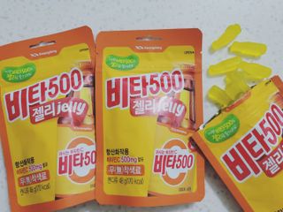 광동생활건강 [광동] 비타500데일리스틱 70포+쇼핑백+구미3개 — 5점을 준 리뷰어가 2021년 12월 올린 사용 사진