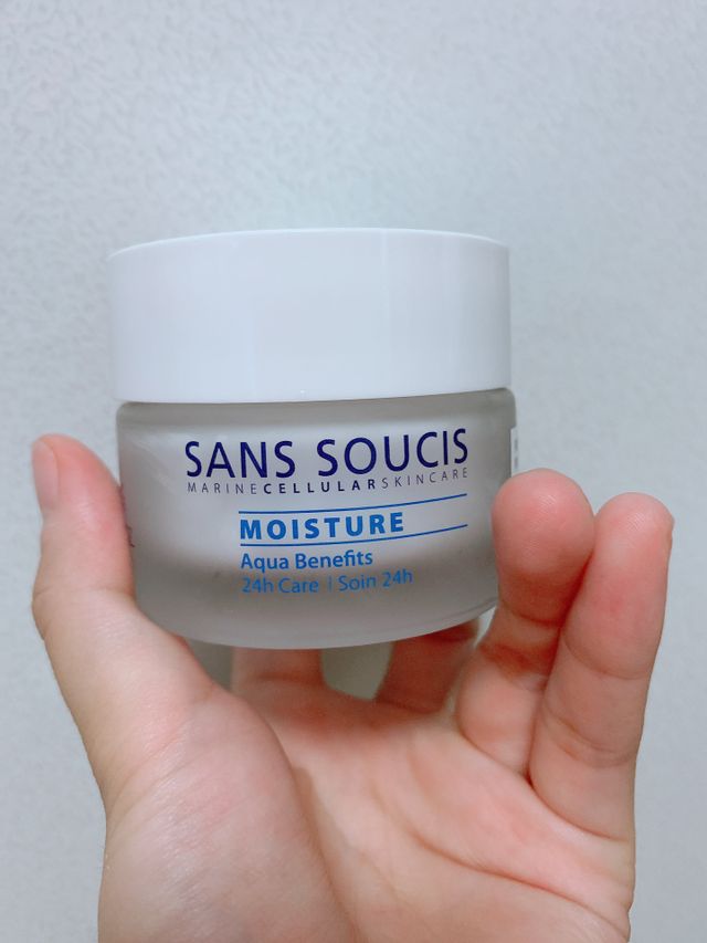 산수시 아쿠아 베네핏 24h 수부지 물광 속건조 수분크림 50ml 리뷰 사진