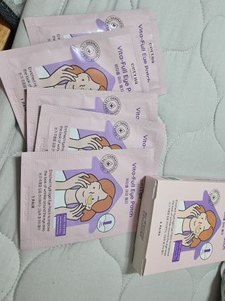 세뚜아(Cettua) 나우[세뚜아] 비타풀 아이 패치 Cettua Vita-Full Eye Patch — 5점을 준 리뷰어가 2024년 3월 올린 사용 사진