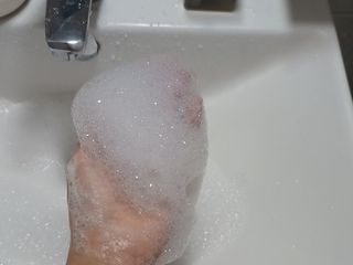 테이크어샤워 구매평)우붓 바디워시 Ubud BODY WASH 250ML — 5점을 준 리뷰어가 2025년 9월 올린 사용 사진