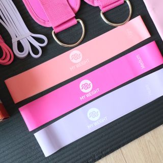 마이웨잇 심으뜸 홈트밴드세트 홈짐 여자홈트레이닝기구 운동용고무밴드 — 5점을 준 리뷰어가 2021년 7월 올린 사용 사진