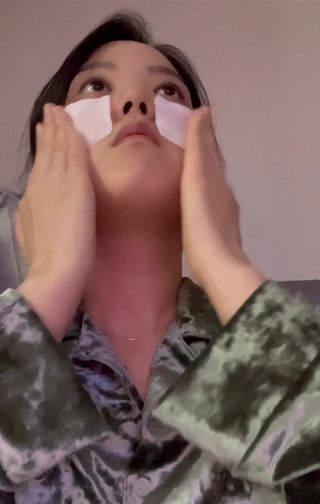 리더스코스메틱 리더스 퍼스트 샷 액티브 에센스 에이지 컨트롤 — 5점을 준 리뷰어가 2022년 2월 올린 사용 사진