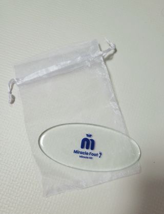 미라클풋 유리발각질제거기 물없이 쓱싹쓱싹 몇번만에 발각질 완벽제거 — 5점을 준 리뷰어가 2021년 9월 올린 사용 사진