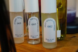 디어포레스트 [5개세트] 숲속의 하루 패브릭미스트 (섬유향수/ 룸스프레이) 50ml 5개 — 5점을 준 리뷰어가 2022년 8월 올린 사용 사진