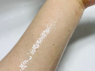벨먼 내추럴스파 수분광채 스크럽 바디워시 600ml 5종 — 5점을 준 리뷰어가 2022년 5월 올린 사용 사진