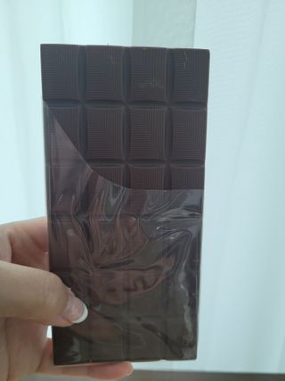 당류2g 자일리톨로 단맛을낸 슈카 퓨어비건 무설탕초콜릿 Xucker vegan 2개입 — 5점을 준 리뷰어가 2021년 4월 올린 사용 사진