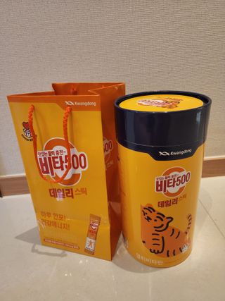 광동생활건강 프리 [광동] VB와 VC를 함유한 멀티 비타민 비타 500 데일리 스틱 180포 — 5점을 준 리뷰어가 2022년 8월 올린 사용 사진