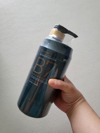 [포레스트스토리] 탈모증상완화 샴푸 1,000ml — 5점을 준 리뷰어가 2022년 6월 올린 사용 사진