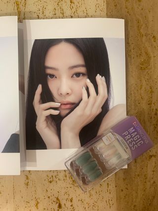 데싱디바 매직프레스 가을매니 코핀 5종 중 택1 — 3점을 준 리뷰어가 2021년 9월 올린 사용 사진