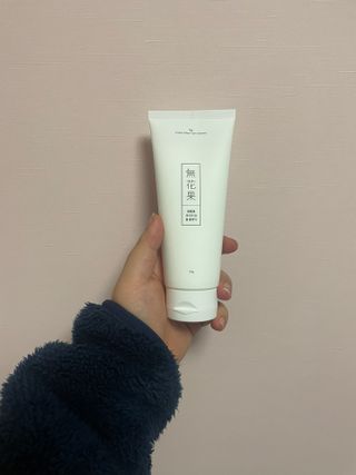 [베러오리진] 무화과 크리미 딥 폼 클렌저/피부 노폐물 & 미세먼지 99 세정 인증 민감성 피부 무자극 인증 — 5점을 준 리뷰어가 2021년 12월 올린 사용 사진