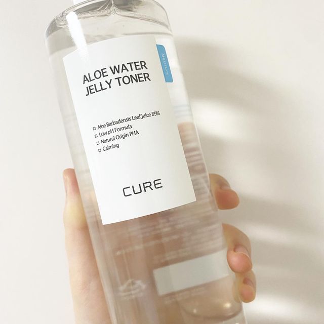 큐어 알로에 워터 젤리 토너 500ml 리뷰 사진