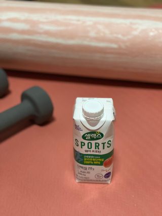 셀렉스스포츠 셀렉스 스포츠 웨이 프로틴 복숭아_ 330ml x 12팩 — 5점을 준 리뷰어가 2021년 4월 올린 사용 사진
