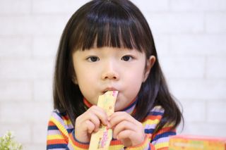 다나음 셀렌에 빠진 아연면역젤리 열대과일맛+사과맛 — 5점을 준 리뷰어가 2023년 1월 올린 사용 사진