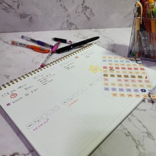리훈 곰부 체크리스트+ 곰부 리무버블스티커 1장 — 5점을 준 리뷰어가 2021년 5월 올린 사용 사진