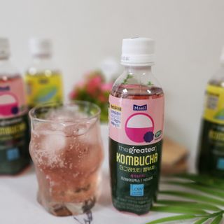 더그레잇티 콤부차 [매일유업] 더그레잇티 44kcal 콤부차 300ml *12개입 (오리지널 6개+베리리치 6개) — 5점을 준 리뷰어가 2023년 7월 올린 사용 사진