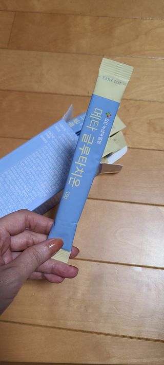 메타웰빙 GC녹십자웰빙 메타 글루타치온 — 4점을 준 리뷰어가 2022년 10월 올린 사용 사진