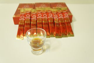 힘내라김홍삼 하루홍삼정스틱 10g x 30포 — 5점을 준 리뷰어가 2021년 5월 올린 사용 사진