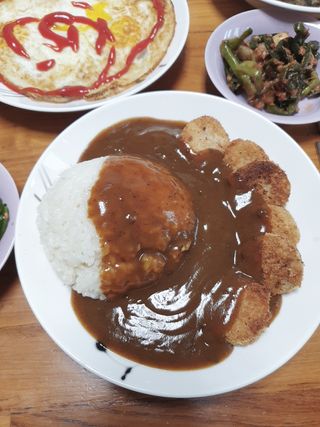 불타 지옥불카레 불지옥맛 180g x 3봉 — 5점을 준 리뷰어가 2021년 6월 올린 사용 사진