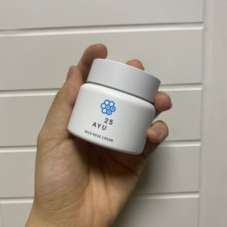 AYU25[아유트웬티파이브]다마스크로즈워터 베이스 천연 수분 촉촉 크림 — 3.5점을 준 리뷰어가 2021년 4월 올린 사용 사진