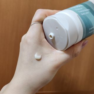 [후르디아] 올리브영 저자극 비건바디로션 — 5점을 준 리뷰어가 2023년 3월 올린 사용 사진