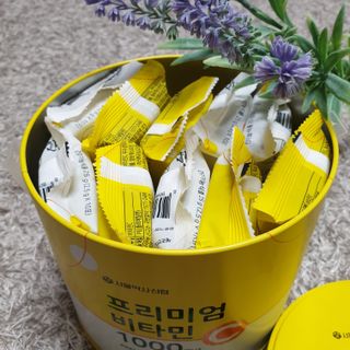 서울약사신협 프리미엄비타민C1000_2.5G x 100포 — 4점을 준 리뷰어가 2021년 5월 올린 사용 사진