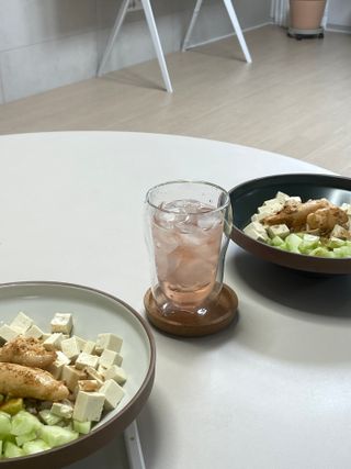 더그레잇티 콤부차 [매일유업] 더그레잇티 44kcal 콤부차 300ml *12개입 (오리지널 6개+베리리치 6개) — 5점을 준 리뷰어가 2023년 8월 올린 사용 사진
